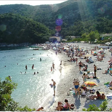 Rouda Bay Mikros Gialos